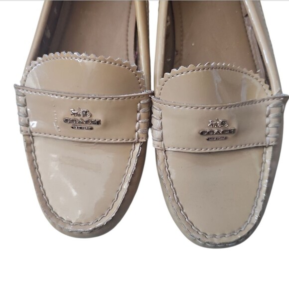 Coach Odette Slip On Loafer Tan Patent Leather Sz 7 Elegant Comfortable Timeless - Picture 13 of 15